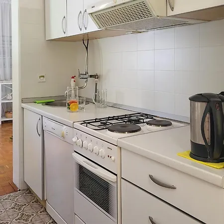 Prázdninový dům In - Supetar