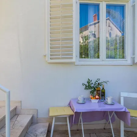 Σπίτι διακοπών Stunning In - Supetar With Wifi