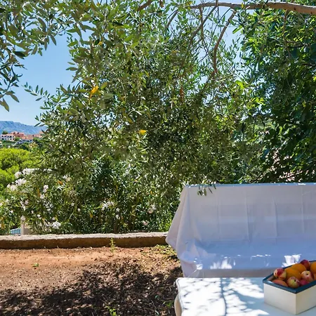 Σπίτι διακοπών Stunning In - Supetar With Wifi