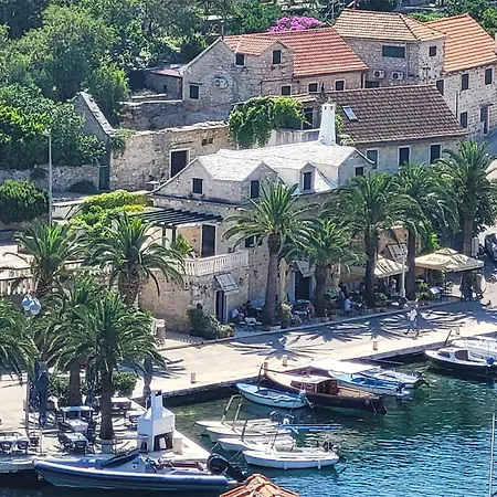 Dom wakacyjny 2 Bedroom In - Supetar
