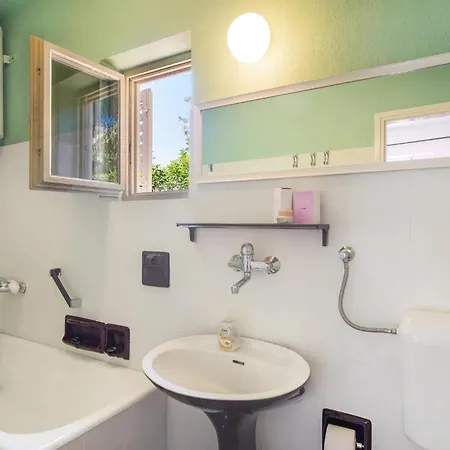 2 Bedroom In - Supetar
